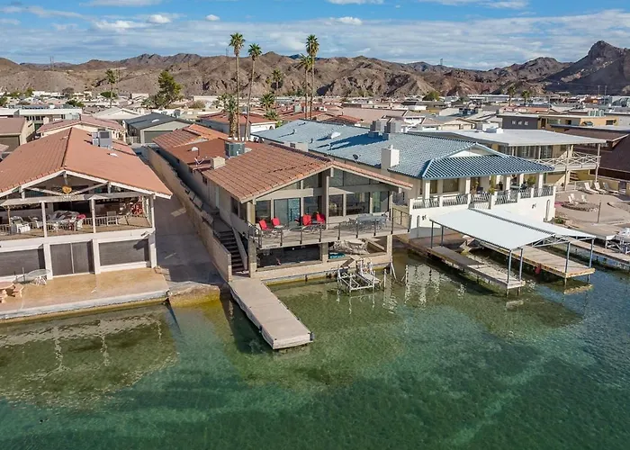 Moovalya Keys Riverfront For *