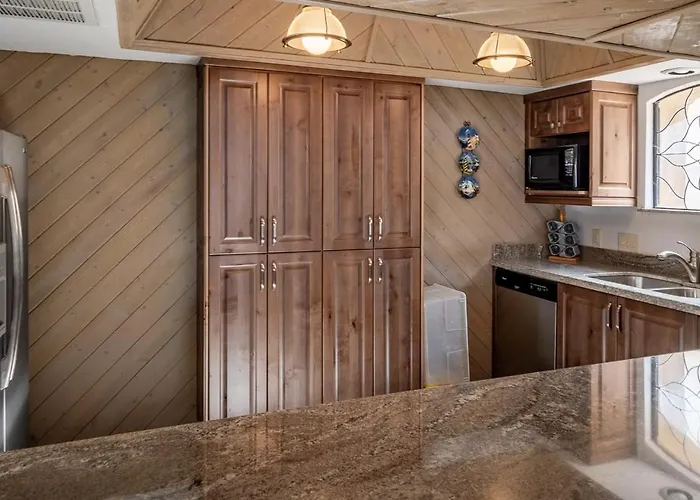 Moovalya Keys Riverfront For * Parker