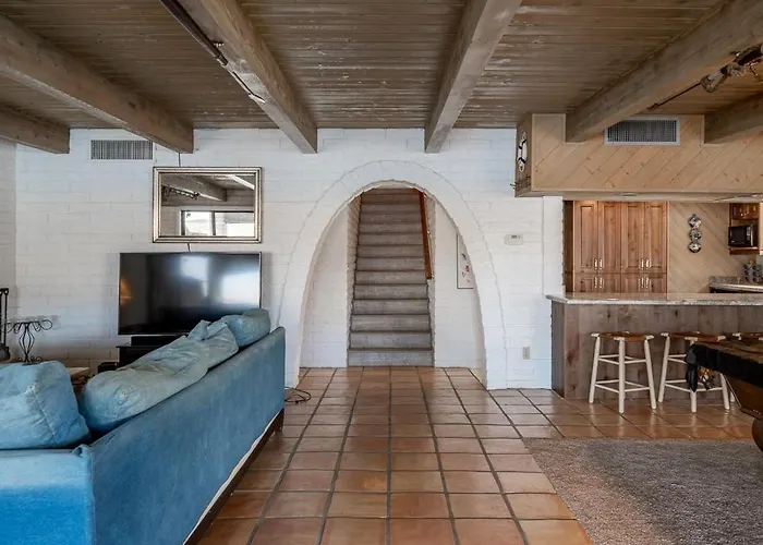 Moovalya Keys Riverfront For Ferienhaus *