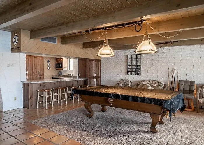 Moovalya Keys Riverfront For Ferienhaus